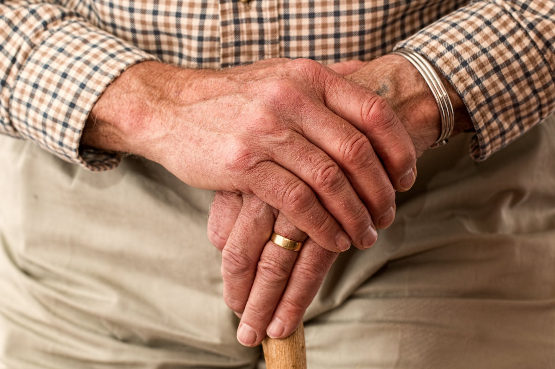 man hands waiting senior